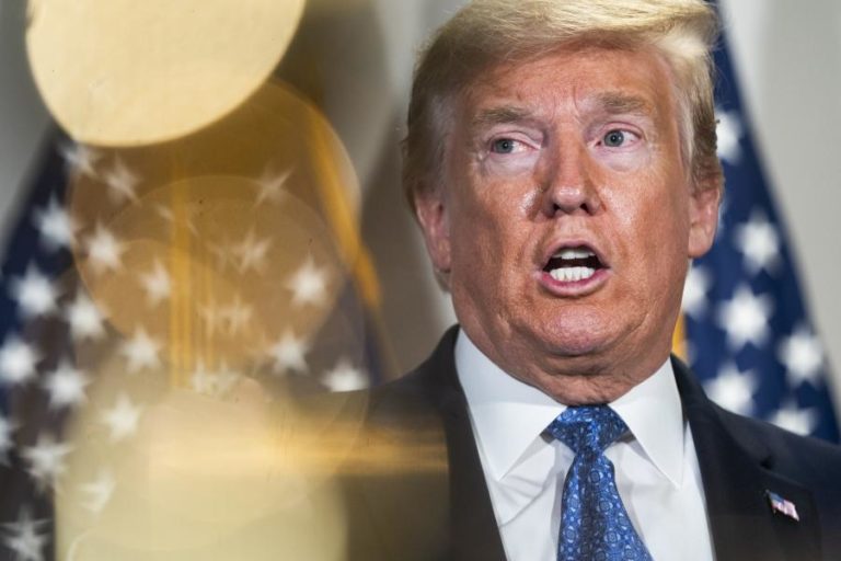 COVID-19: TRUMP RESPONSABILIZA “INCOMPETÊNCIA DA CHINA” POR MORTES NO MUNDO