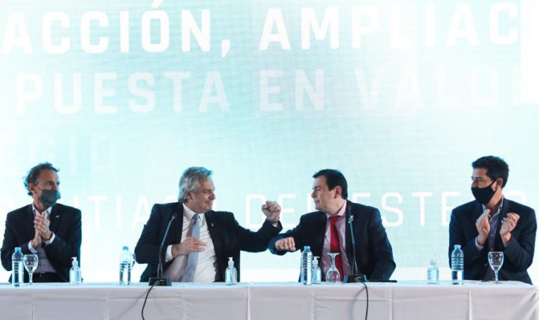 ARGENTINA ALARGA PRAZO PARA CHEGAR A ACORDO SOBRE REESTRUTURAÇÃO DA DÍVIDA