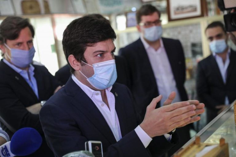 LÍDER DO CDS-PP CONSIDERA “EXTEMPORÂNEO E ATÉ INSULTUOSO” DISCUTIR AGORA PRESIDENCIAIS