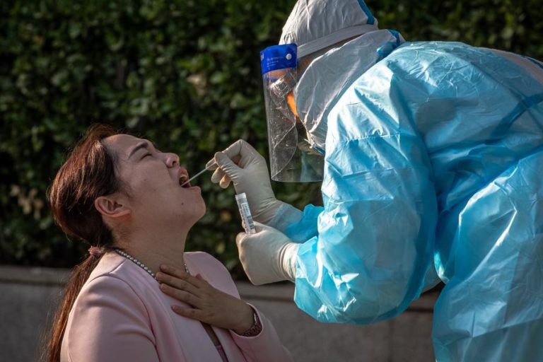 COVID-19: CHINA REGISTA TRÊS CASOS NAS ÚLTIMAS 24 HORAS