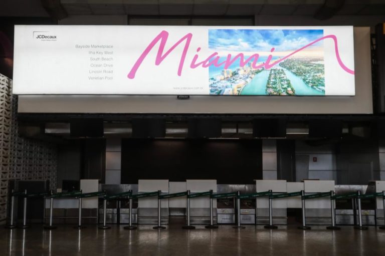 COVID-19: EMBAIXADOR RECUSA PREJUÍZO NA RELAÇÃO DO BRASIL COM EUA DEVIDO A RESTRIÇÃO DE VIAGENS