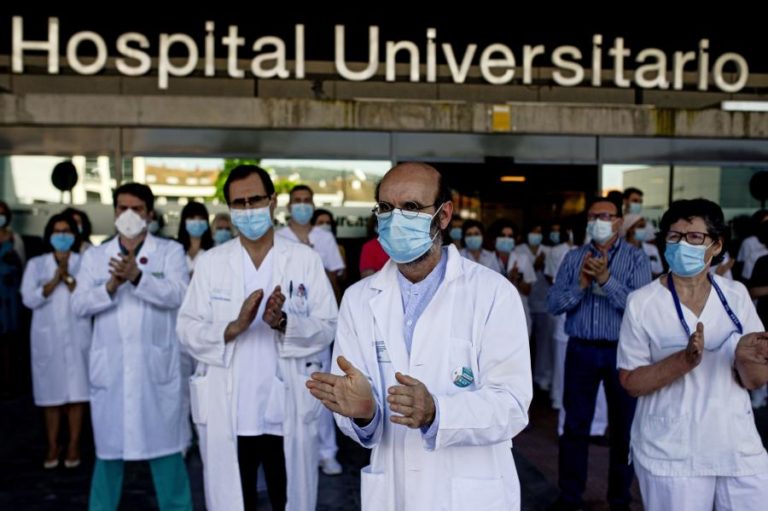 COVID-19: ESPANHA INICIA LUTO OFICIAL EM MEMÓRIA DE 27.117 MORTOS