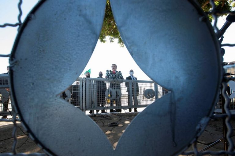 COVID-19: METADE DOS BRASILEIROS “CHUMBA” ADMINISTRAÇÃO DE BOLSONARO NA PANDEMIA