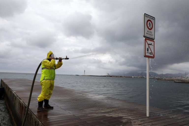 COVID-19: FRANÇA PERTO DOS 150 MIL CASOS CONFIRMADOS DESDE O INÍCIO DA PANDEMIA