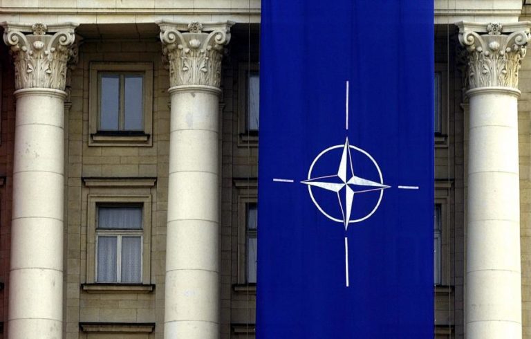 NATO REÚNE-SE 6.ª FEIRA DE EMERGÊNCIA APÓS ANÚNCIO DE RETIRADA DOS EUA DE TRATADO