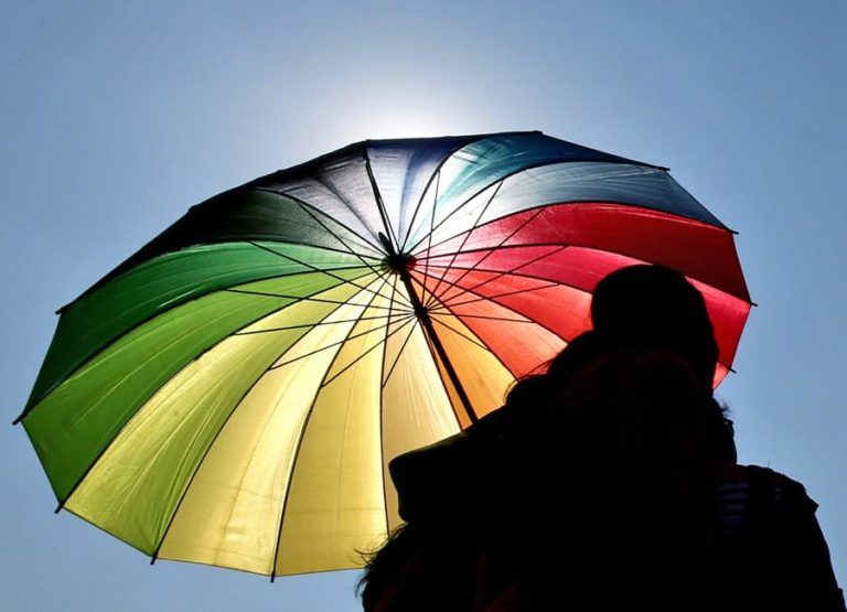 DISTRITOS DE BEJA E FARO SOB AVISO AMARELO DEVIDO À CHUVA E TROVOADAS