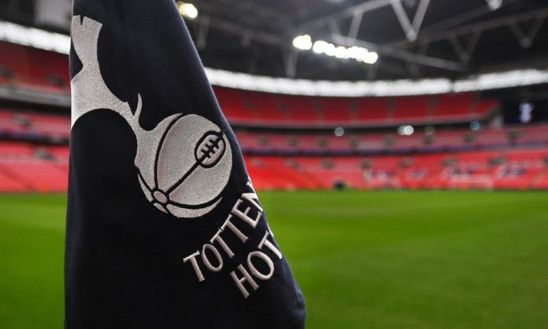 COVID-19: TOTTENHAM, DE MOURINHO, ASSUME SER CLUBE INGLÊS COM NOVO POSITIVO