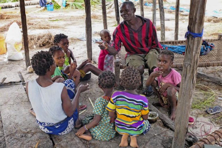 MOÇAMBIQUE/ATAQUES: MÉDICOS SEM FRONTEIRAS SUSPENDEM ATIVIDADES EM MACOMIA