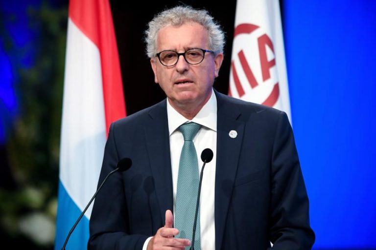 MINISTRO DAS FINANÇAS DO LUXEMBURGO CANDIDATO A SUBSTITUIR CENTENO NO EUROGRUPO