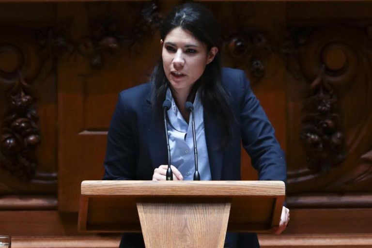 OE2020: BE RECUSA ABDICAR DE APRESENTAR PROPOSTAS DE ALTERAÇÃO AO SUPLEMENTAR