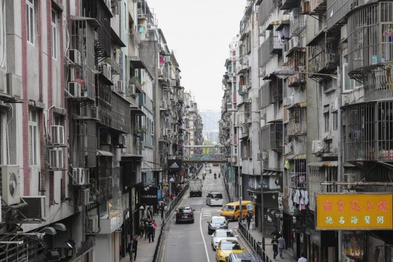 COVID-19: MAIS DE SETE MIL CONTRATOS NÃO RENOVADOS OU CANCELADOS EM MACAU EM QUATRO MESES