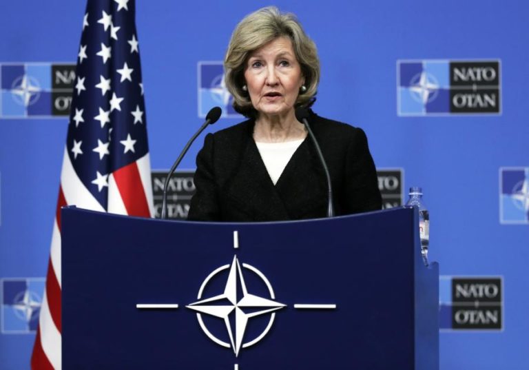 EUA GARANTEM QUE COMPROMISSO MILITAR COM EUROPA ESTÁ “MAIS FORTE DO QUE NUNCA”