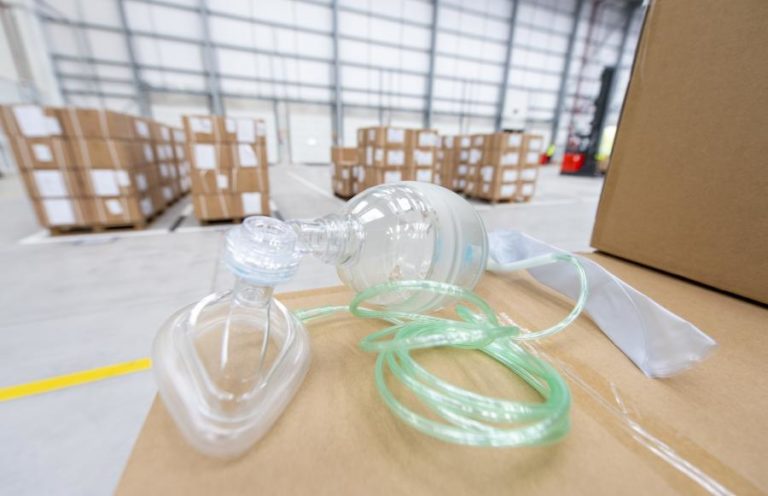 COVID-19: CHINA FORNECE 30 MILHÕES DE TESTES E 10.000 VENTILADORES POR MÊS A ÁFRICA