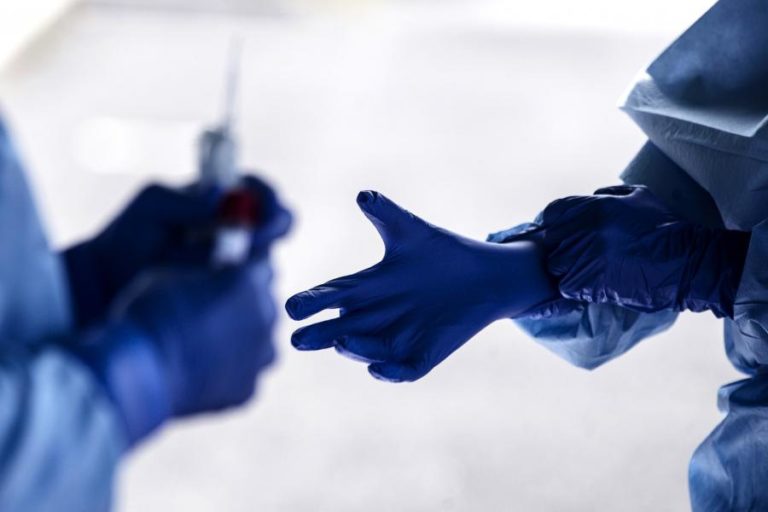 COVID-19: ITÁLIA COM 71 MORTES E 202 NOVAS INFEÇÕES NAS ÚLTIMAS 24 HORAS