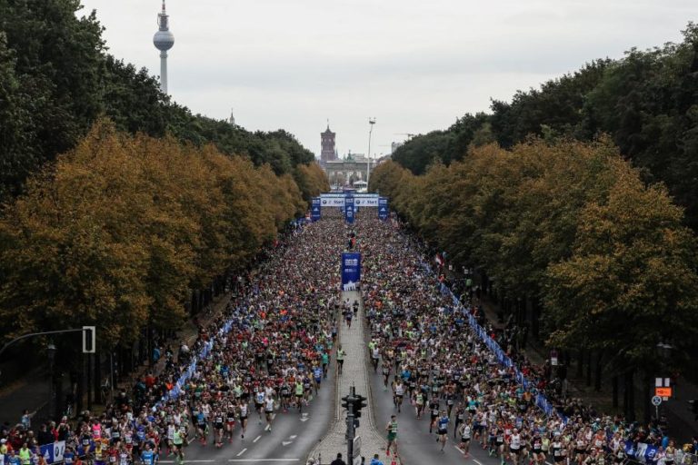 COVID-19: MARATONA DE BERLIM CANCELADA DEVIDO À “IMPREVISIBILIDADE” DA PANDEMIA