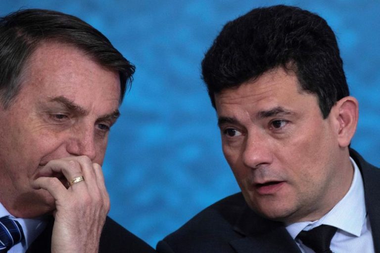 COVID-19: BOLSONARO ACUSA MORO DE COVARDIA E DE CONTRARIAR IDEOLOGIAS DO GOVERNO