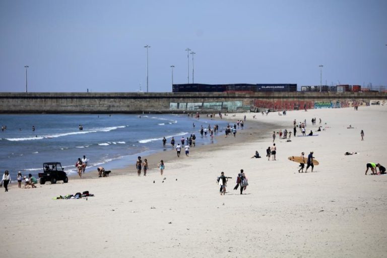 ÉPOCA BALNEAR ARRANCA HOJE NO NORTE COM PRAIA DE MATOSINHOS A LIDERAR EM LOTAÇÃO