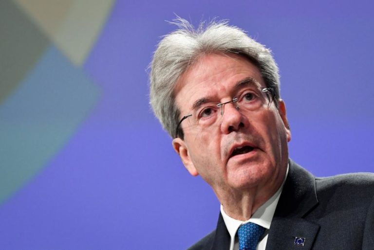 COMISSÁRIO EUROPEU DIZ QUE CENTENO FEZ “EXCELENTE TRABALHO PELA EUROPA” NO EUROGRUPO