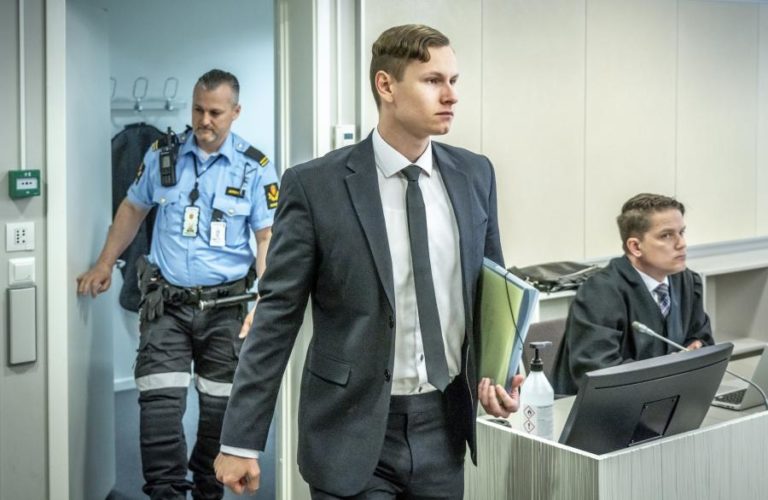 TRIBUNAL DE OSLO DIVULGA SENTENÇA DE EXTREMISTA DE DIREITA ACUSADO DE CRIMES DE ÓDIO