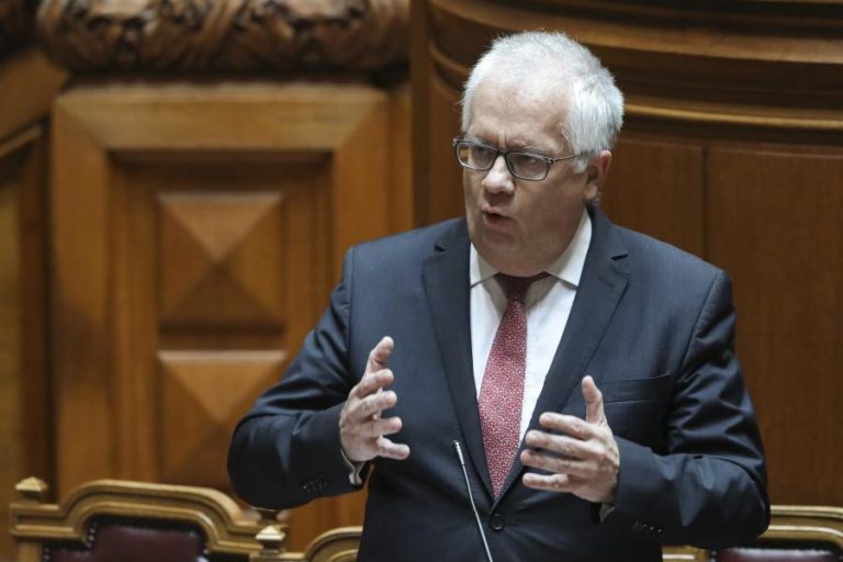 COVID-19: PAÍSES DA UE NÃO DEVEM IMPOR QUARENTENA DEPOIS DA ABERTURA DE FRONTEIRAS — GOVERNO