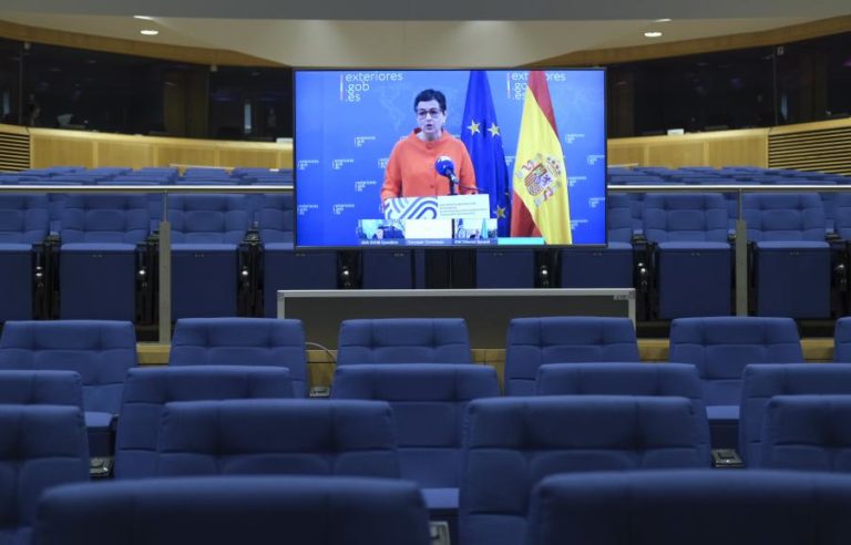 COVID-19: ESPANHA ASSEGURA QUE SÓ VAI ABRIR FRONTEIRAS NO FINAL DE JUNHO