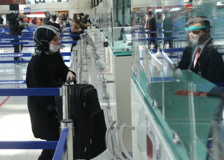 COVID-19: VÍRUS JÁ MATOU 372.047 PESSOAS E INFETOU MAIS DE 6,1 MILHÕES EM TODO MUNDO