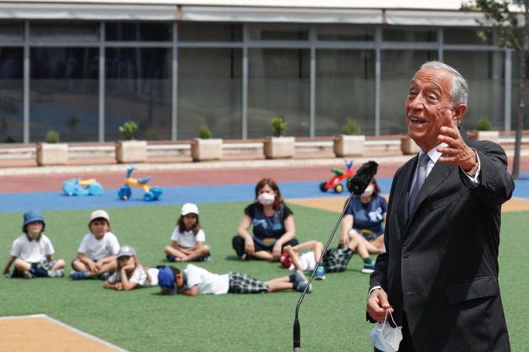 PRESIDENTE DA REPÚBLICA DÁ HOJE AULA EM DIRETO PARA O #ESTUDOEMCASA