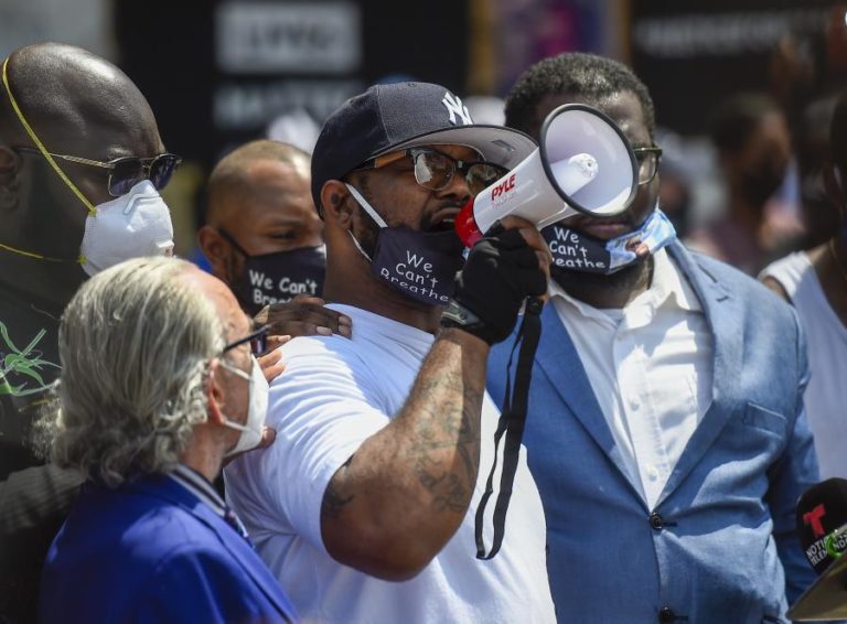 IRMÃO DE GEORGE FLOYD APELA PARA A PAZ