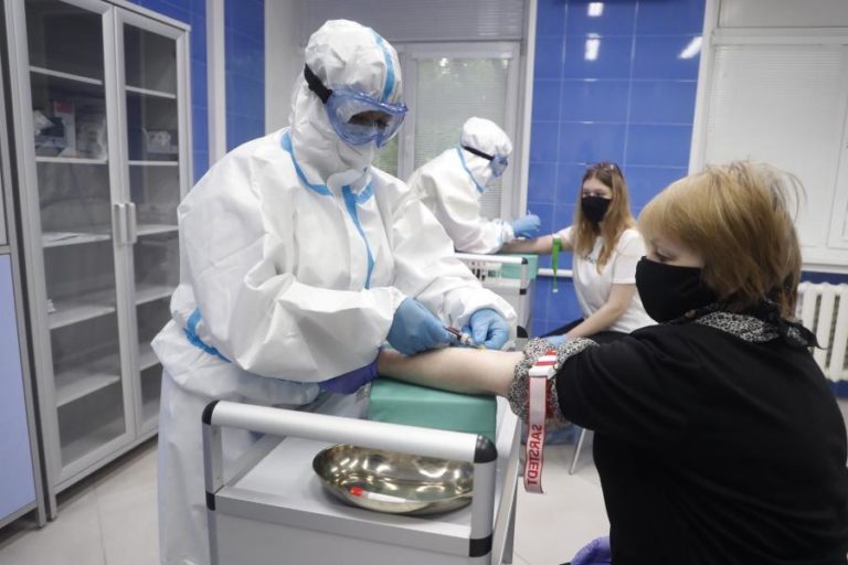 COVID-19: RÚSSIA ULTRAPASSA 9.000 MORTES