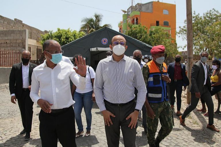 COVID-19: CAMPANHA PARA AS AUTÁRQUICAS EM CABO VERDE É PARA FAZER SEM APERTOS DE MÃO – PM