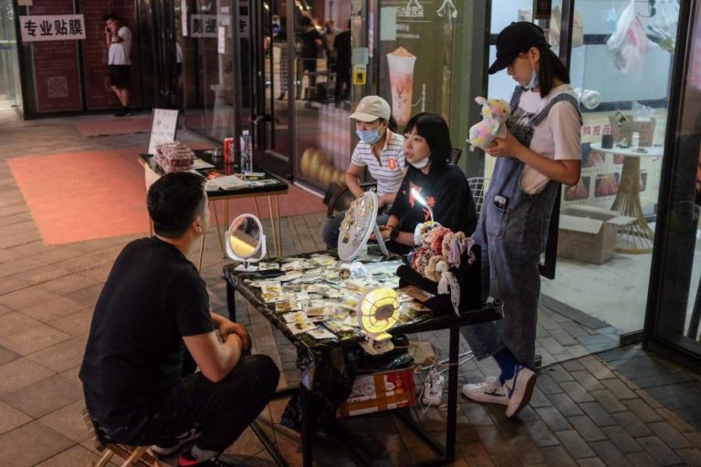 COVID-19: CHINA DETETA ONZE CASOS NAS ÚLTIMAS 24 HORAS