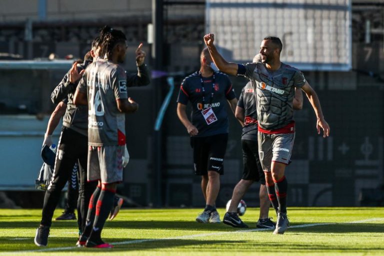 BRAGA TENTA PRIMEIRA VITÓRIA DESDE A RETOMA E PASSAR SPORTING
