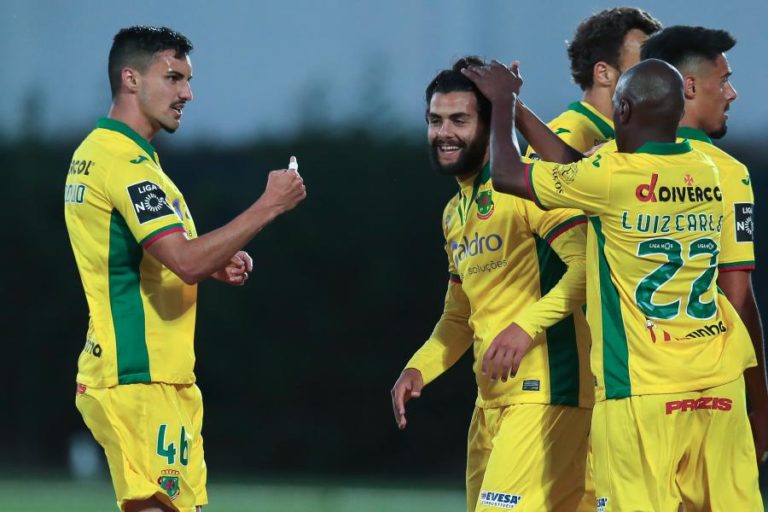PAÇOS DE FERREIRA VENCE NA VISITA AO RIO AVE E AFASTA-SE DA ZONA DE DESPROMOÇÃO