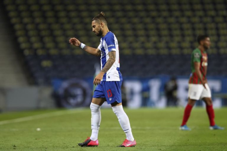 CONSELHO DISCIPLINA DA FPF REJEITA RECURSO E ALEX TELLES FALHA JOGO COM O AVES