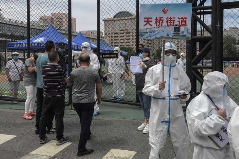 COVID-19: CHINA DETETA 40 NOVOS CASOS NAS ÚLTIMAS 24 HORAS, 27 EM PEQUIM