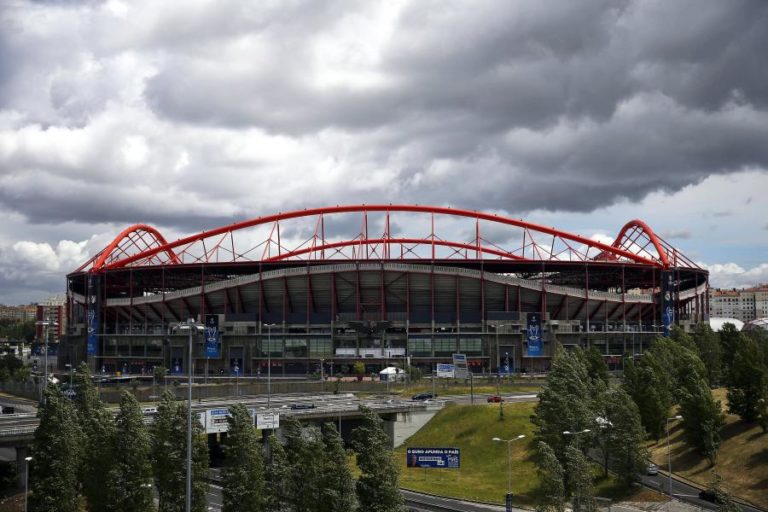 SÓCIOS CHUMBAM ORÇAMENTO DO BENFICA PARA A ÉPOCA 2020/2021