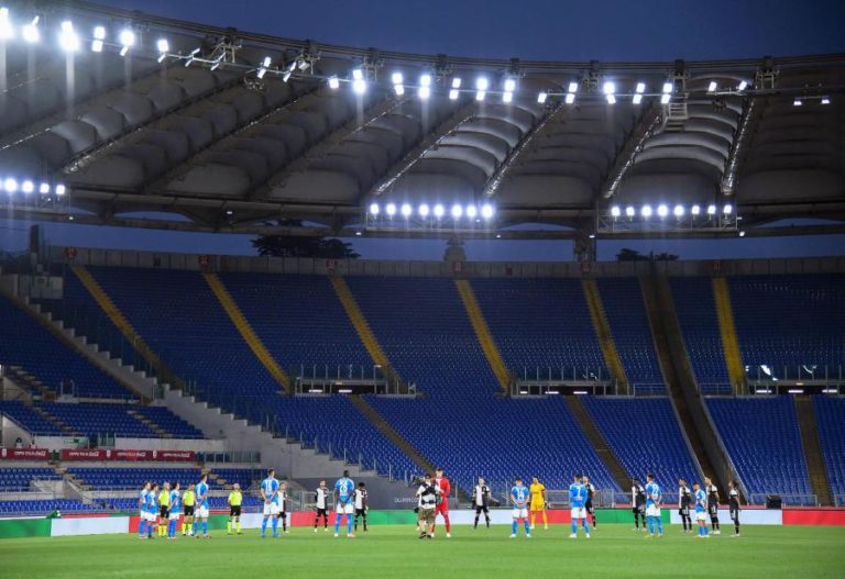 NÁPOLES BATE JUVENTUS NOS PENÁLTIS E CONQUISTA TAÇA DE ITÁLIA