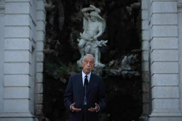 COVID-19: PR VETA ALARGAMENTO DE APOIO A GERENTES POR DÚVIDAS DE CONSTITUCIONALIDADE