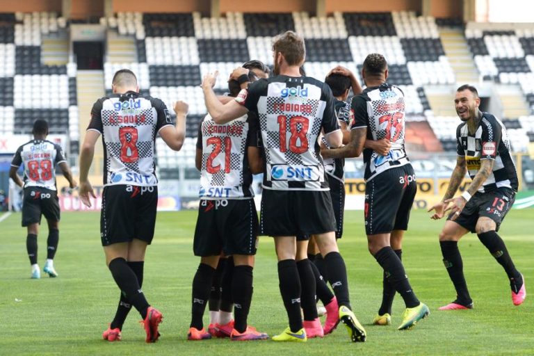 BOAVISTA E SANTA CLARA DÃO PONTAPÉ DE SAÍDA DA 29.ª JORNADA