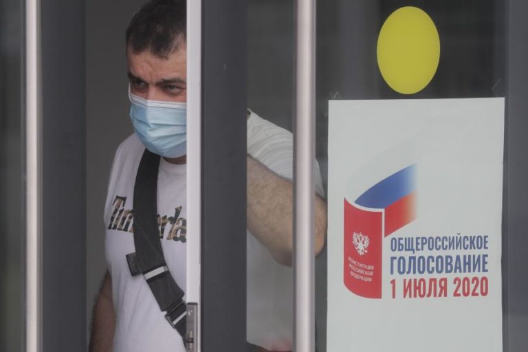 COVID-19: MOSCOVO INICIA ÚLTIMA FASE DE FIM DO CONFINAMENTO COM MAIS DE MIL NOVOS CASOS