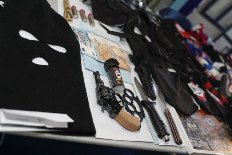 DETIDOS DA ‘OPERAÇÃO SEM ROSTO’ PODEM TER VANDALIZADO CASA DE BRUNO LAGE