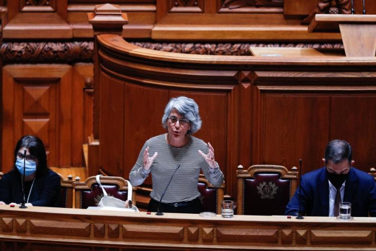 MINISTRA AVISOU CASA DA MÚSICA QUE RETALIAÇÃO A TRABALHADORES É “INADMISSÍVEL”