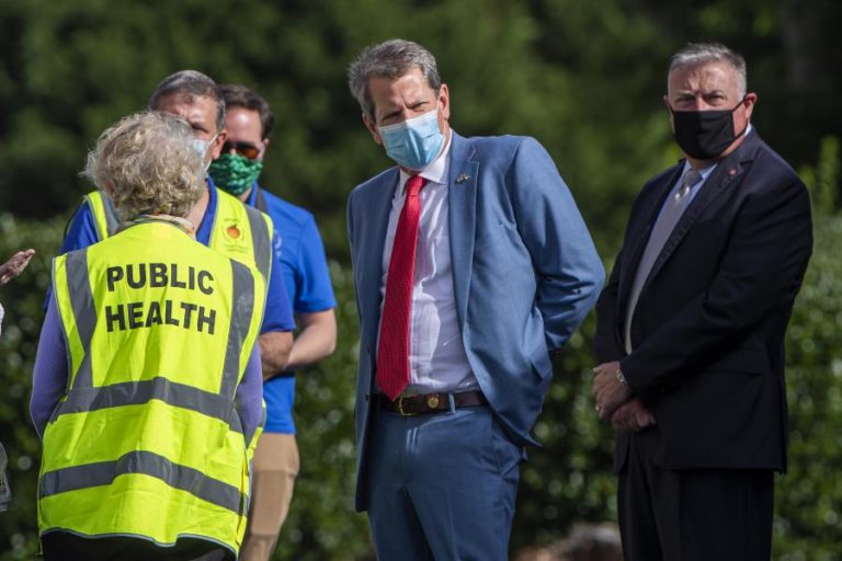 COVID-19: EUA REGISTAM 288 MORTOS E MAIS DE 38 MIL INFETADOS NAS ÚLTIMAS 24 HORAS