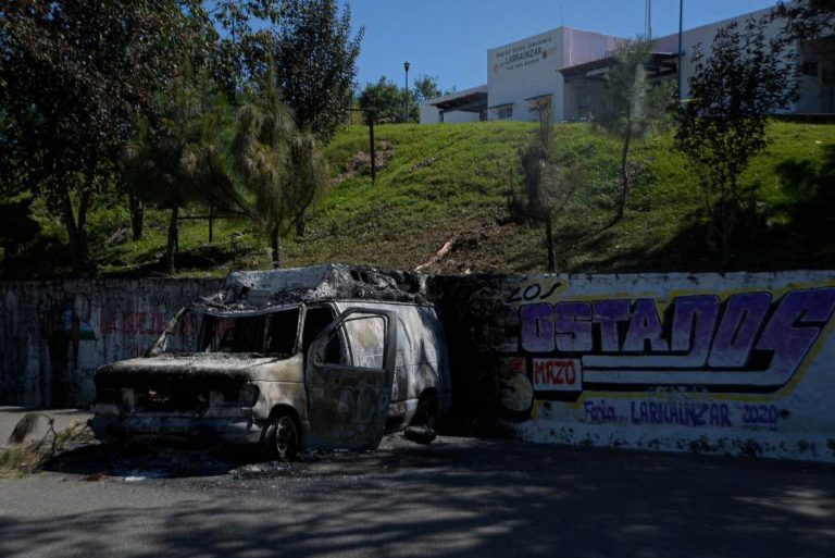 COVID-19: HOSPITAL VANDALIZADO NO MÉXICO APÓS RUMORES DE CONTAMINAÇÃO DELIBERADA
