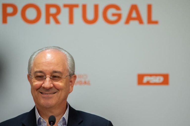 PSD QUER “PERSONALIDADES” DA SOCIEDADE CIVIL NAS COMISSÕES DE INQUÉRITO DA AR PARA “CREDIBILIZAR” POLÍTICA