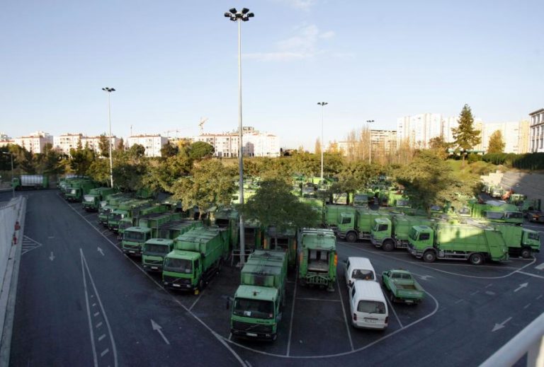 COVID-19: TRABALHADORES DE HIGIENE URBANA ACUSAM CÂMARA DE LISBOA DE ESCONDER NÚMEROS