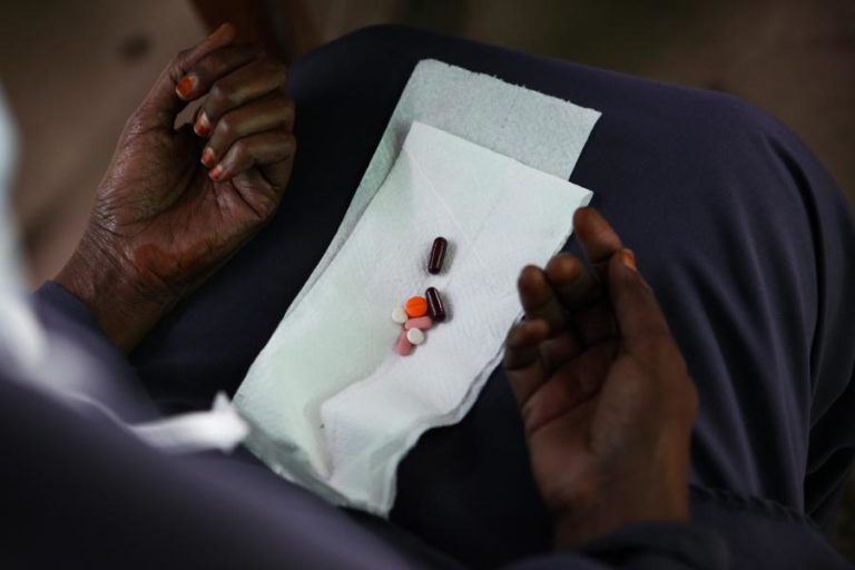 FUNCIONÁRIOS DA SAÚDE MOÇAMBICANOS SUSPEITOS DE HOMICÍDIO PARA ROUBAREM MEDICAMENTOS