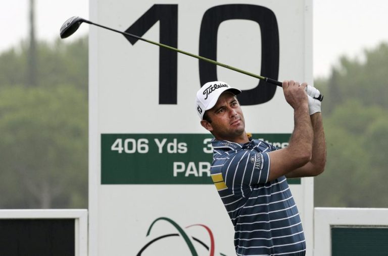 GOLFISTA RICARDO SANTOS SOBE 16 LUGARES NO HERO OPEN, FIGUEIREDO FALHA ‘CUT’