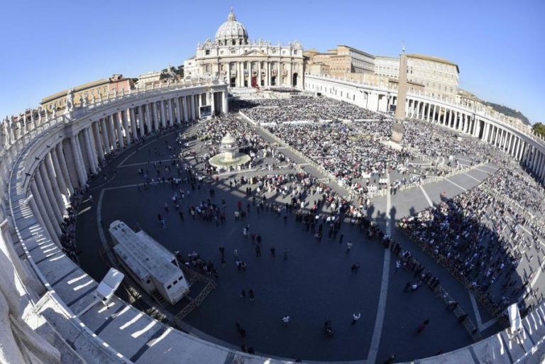 AUTORIDADE FINANCEIRA DO VATICANO DENUNCIOU 64 ATIVIDADES SUSPEITAS EM 2019