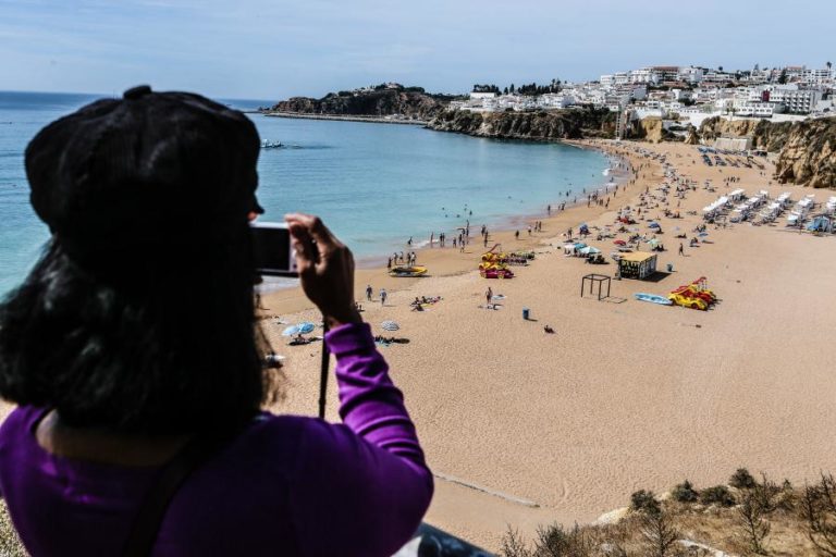 UE/CIMEIRA: VERBA DE 300ME PARA O ALGARVE É “MANIFESTAMENTE INSUFICIENTE” – HOTELEIROS